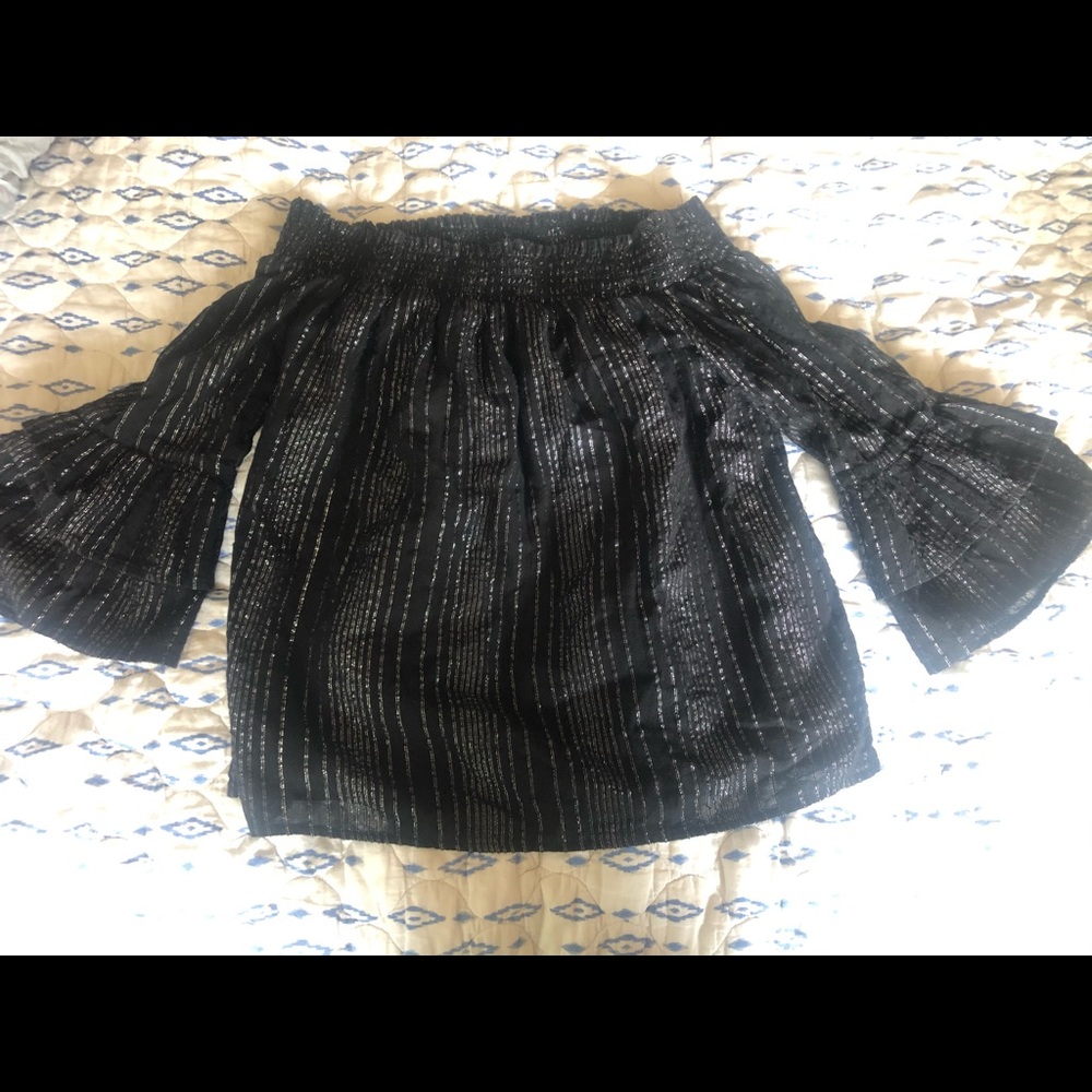 Inc small camisole with 3/4 puff sleeves